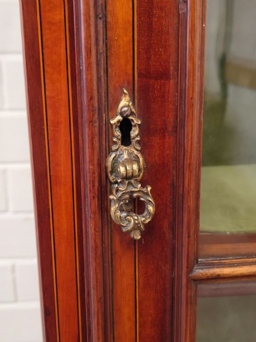ANTIQUE EDWARDIAN SOLID MAHOGANY ASTRAGAL GLAZED INLAID DISPLAY CABINET - ADDITIONAL PHOTO 3