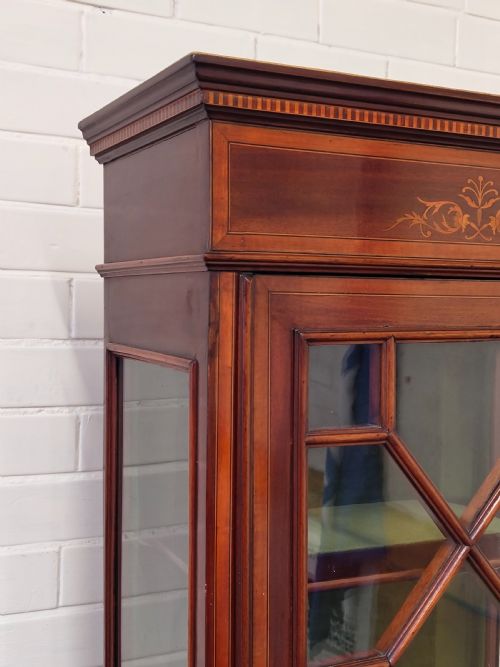 ANTIQUE EDWARDIAN SOLID MAHOGANY ASTRAGAL GLAZED INLAID DISPLAY CABINET - ADDITIONAL PHOTO 7