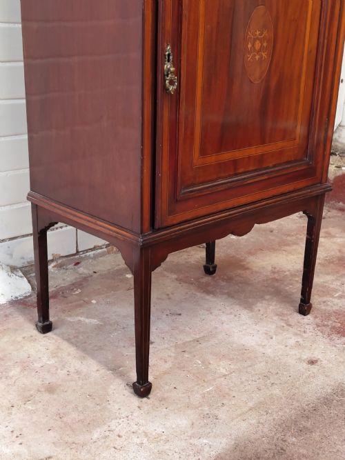 ANTIQUE EDWARDIAN SOLID MAHOGANY ASTRAGAL GLAZED INLAID DISPLAY CABINET - ADDITIONAL PHOTO 15