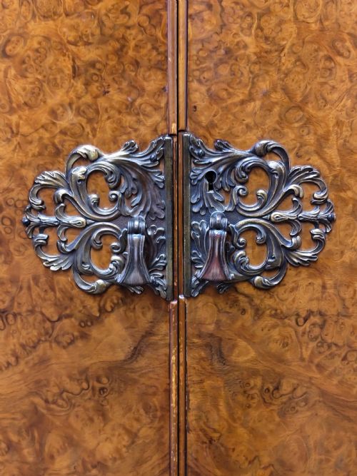 ANTIQUE BURR WALNUT SINGLE WARDROBE ARMOIRE COMPACTUM - ADDITIONAL PHOTO 14
