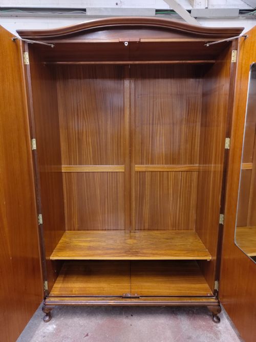 ANTIQUE BURR WALNUT DOUBLE WARDROBE ARMOIRE COMPACTUM - ADDITIONAL PHOTO 12