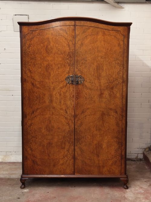 ANTIQUE BURR WALNUT DOUBLE WARDROBE ARMOIRE COMPACTUM - ADDITIONAL PHOTO 16