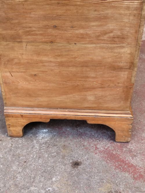DIMINUTIVE ANTIQUE GEORGIAN SOLID PINE MULE CHEST BLANKET BOX - ADDITIONAL PHOTO 3