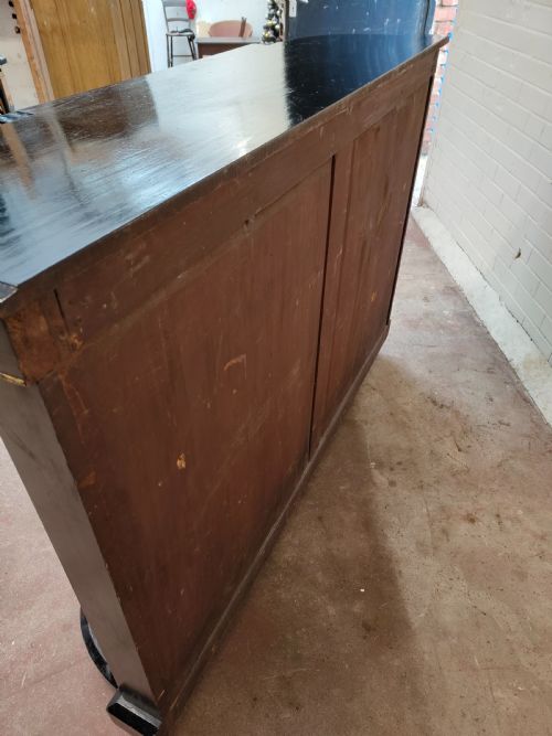 ANTIQUE EARLY VICTORIAN ENGLISH EBONISED INLAID AND ORMOLU CREDENZA SIDEBOARD CABINET - ADDITIONAL PHOTO 5