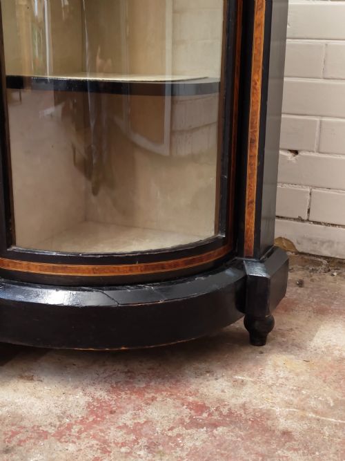 ANTIQUE EARLY VICTORIAN ENGLISH EBONISED INLAID AND ORMOLU CREDENZA SIDEBOARD CABINET - ADDITIONAL PHOTO 12