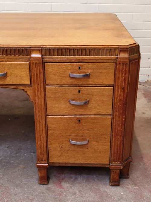 IMPOSING ANTIQUE GOLDEN OAK ART DECO PARTNERS DESK BY WARING GILLOWS - ADDITIONAL PHOTO 5