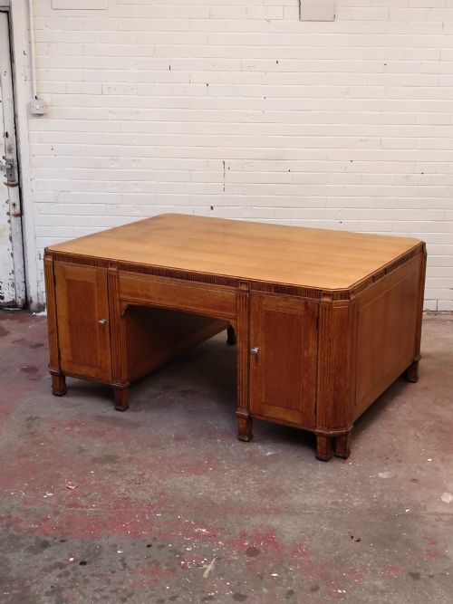 IMPOSING ANTIQUE GOLDEN OAK ART DECO PARTNERS DESK BY WARING GILLOWS - ADDITIONAL PHOTO 11