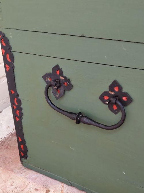 ANTIQUE SWEDISH PAINTED DOME TOP SHIPS TRAVEL TRUNK COFFER CHEST - ADDITIONAL PHOTO 8