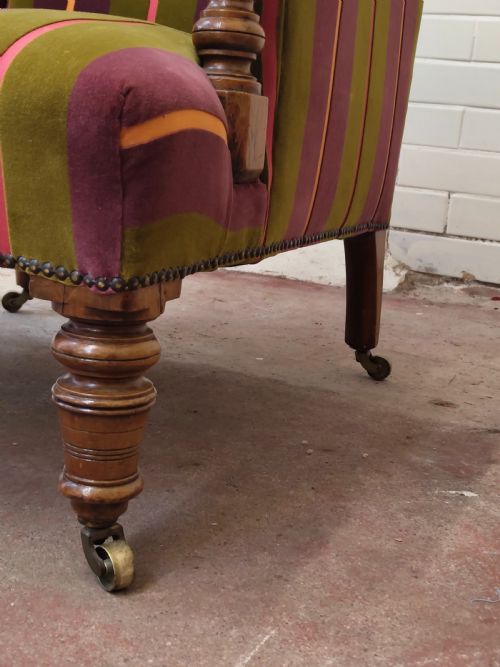 ANTIQUE VICTORIAN WALNUT LIBRARY FIRESIDE EASY LOW ARMCHAIR - ADDITIONAL PHOTO 7