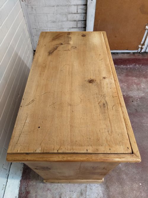 DIMINUTIVE ANTIQUE REGENCY SOLID PINE COUNTRY HOUSE CHEST OF DRAWERS - ADDITIONAL PHOTO 13