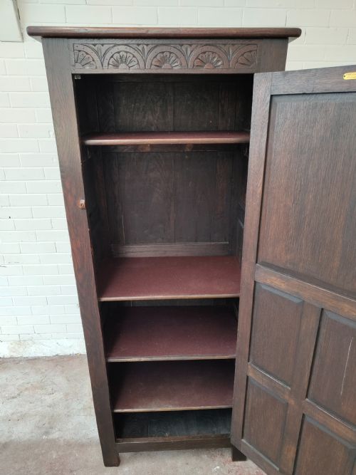 ANTIQUE SOLID CARVED OAK GEOMETRIC SINGLE HALL WARDROBE ARMOIRE COMPACTUM - ADDITIONAL PHOTO 3
