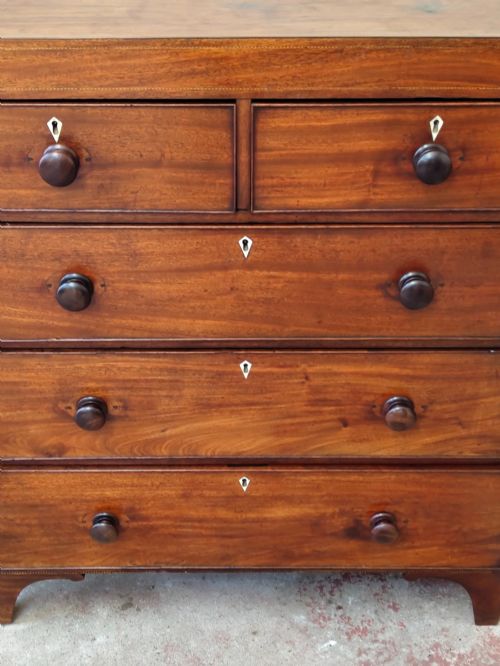 ANTIQUE MAHOGANY GEORGIAN CHEST OF DRAWERS - ADDITIONAL PHOTO 5