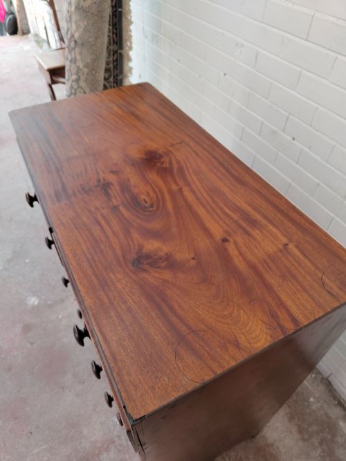ANTIQUE MAHOGANY GEORGIAN CHEST OF DRAWERS - ADDITIONAL PHOTO 12