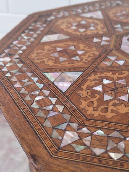 ANTIQUE VICTORIAN LIBERTY CO HEXAGONAL INLAID MOORISH SYRIAN SIDE TABLE - ADDITIONAL PHOTO 4