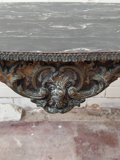 DIMINUTIVE VINTAGE FRENCH GILTWOOD FAUX MARBLE TOP CONSOLE SIDE TABLE - ADDITIONAL PHOTO 8
