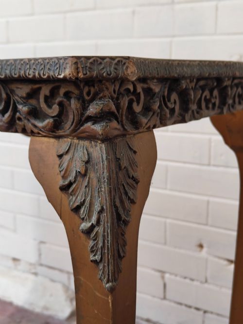 DIMINUTIVE VINTAGE FRENCH GILTWOOD FAUX MARBLE TOP CONSOLE SIDE TABLE - ADDITIONAL PHOTO 11