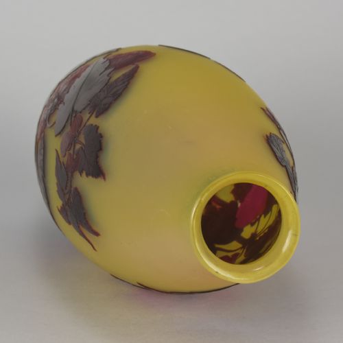 EARLY 20TH CENTURY FRENCH ART NOUVEAU VASE ENTITLED LARGE FLORAL VASE BY EMILE GALLE - ADDITIONAL PHOTO 10