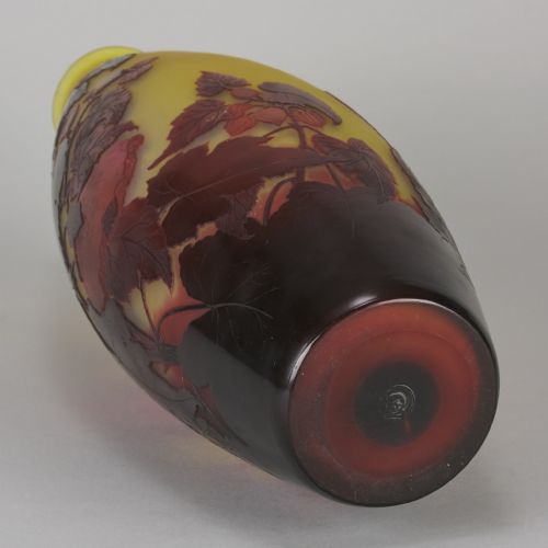 EARLY 20TH CENTURY FRENCH ART NOUVEAU VASE ENTITLED LARGE FLORAL VASE BY EMILE GALLE - ADDITIONAL PHOTO 11