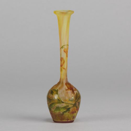 EARLY 20TH CENTURY ART NOUVEAU CAMEO GLASS MONTBRECIA VASE BY DAUM FRRES - ADDITIONAL PHOTO 3