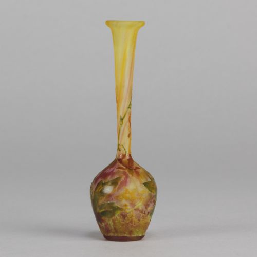 EARLY 20TH CENTURY ART NOUVEAU CAMEO GLASS MONTBRECIA VASE BY DAUM FRRES - ADDITIONAL PHOTO 5