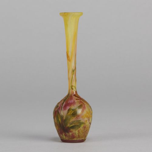 EARLY 20TH CENTURY ART NOUVEAU CAMEO GLASS MONTBRECIA VASE BY DAUM FRRES - ADDITIONAL PHOTO 6