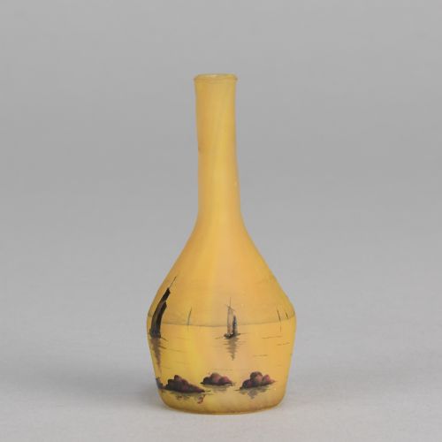 EARLY 20TH CENTURY ART NOUVEAU GLASS MINIATURE BOATING VASE BY DAUM FRRES - ADDITIONAL PHOTO 6