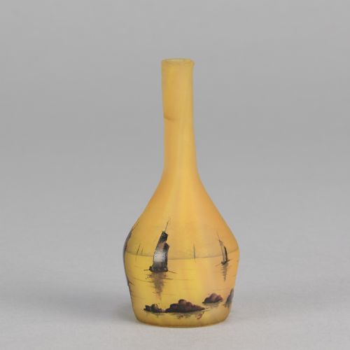 EARLY 20TH CENTURY ART NOUVEAU GLASS MINIATURE BOATING VASE BY DAUM FRRES - ADDITIONAL PHOTO 8