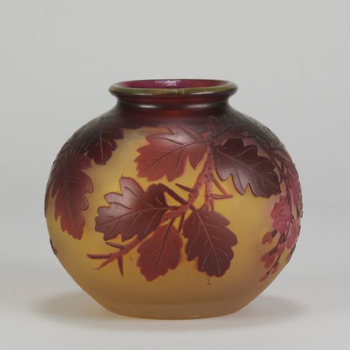 EARLY 20TH CENTURY CAMEO GLASS APPLE BLOSSOM VASE BY GALL - ADDITIONAL PHOTO 1