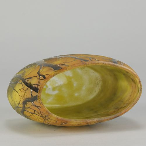 EARLY 20TH CENTURY CAMEO GLASS PAYSAGE DHIVER VASE BY DAUM FRERS - ADDITIONAL PHOTO 10