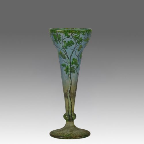 EARLY 20TH CENTURY CAMEO GLASS PAYSAGE VASE BY DAUM FRRES