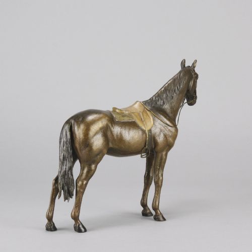EARLY 20TH CENTURY COLDPAINTED AUSTRIAN BRONZE SADDLED HORSE BY FRANZ BERGMAN - ADDITIONAL PHOTO 6