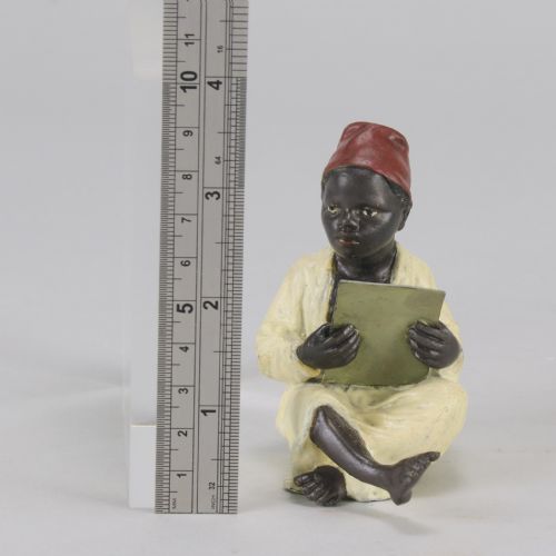 EARLY 20TH CENTURY COLDPAINTED BRONZE ENTITLED BOY READING BY FRANZ BERGMAN - ADDITIONAL PHOTO 10