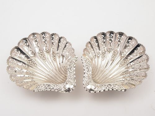 Pair of Victorian Silver Dishes, Sheffield 1896