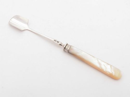Nice Silver and Mother of Pearl Stilton Scoop, Sheffield 1900