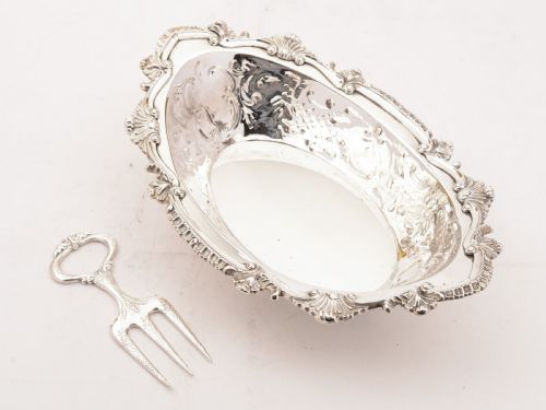 fig 1. Fabulous Victorian Silver Plated Bread Basket, Circa 1890