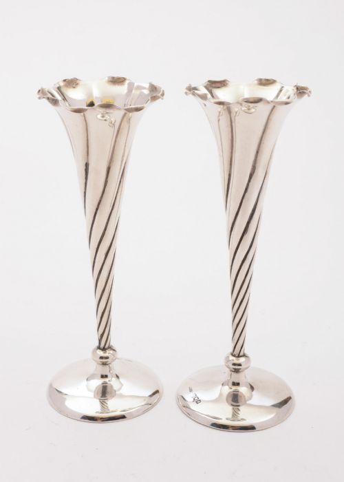 Beautiful Edwardian Pair of Silver Posey Vases, London 1901