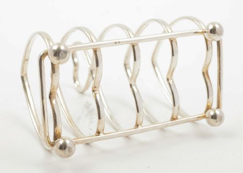 fig 1. Unusual Edwardian Heart Shaped Silver Toast Rack -  Sheffield 1905