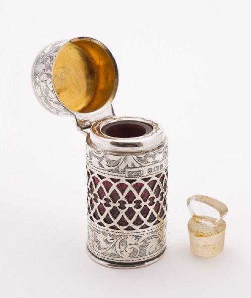 Lovely Edwardian Silver Scent Bottle - Birmingham 1909