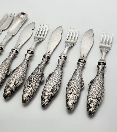 A Stunning 14-Piece Harrods Fish Set - English Antique - 1911