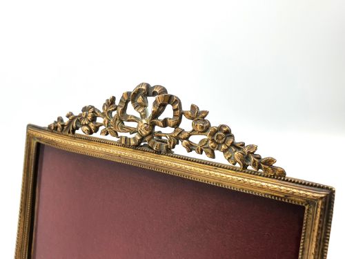 fig 1. Handsome Antique English Gilt Brass Photo Frame – circa 1900