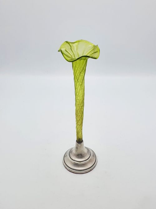 PRETTY ANTIQUE EDWARDIAN GLASS FLUTE WITH STERLING SILVER BASE 1903 - ADDITIONAL PHOTO 2