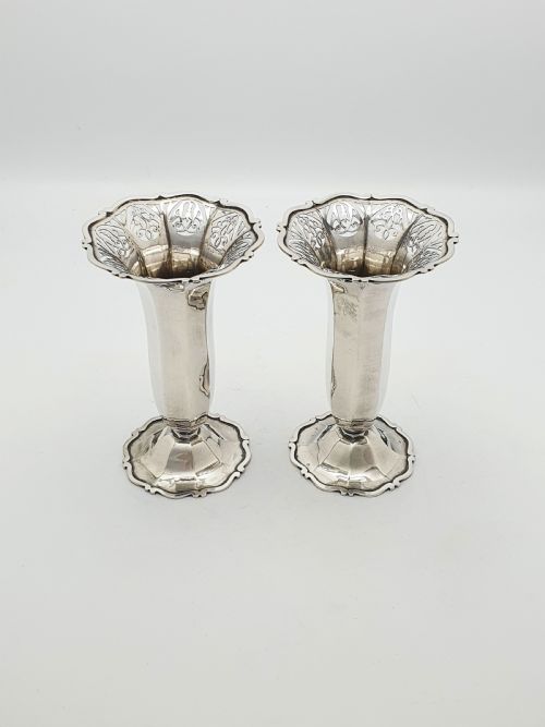 GORGEOUS PAIR OF EDWARDIAN SOLID SILVER TRUMPET VASES 1899 - ADDITIONAL PHOTO 1