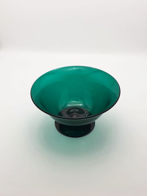 fig 2. Nice Antique Georgian Emerald Green Glass Footed Bowl – circa 1820