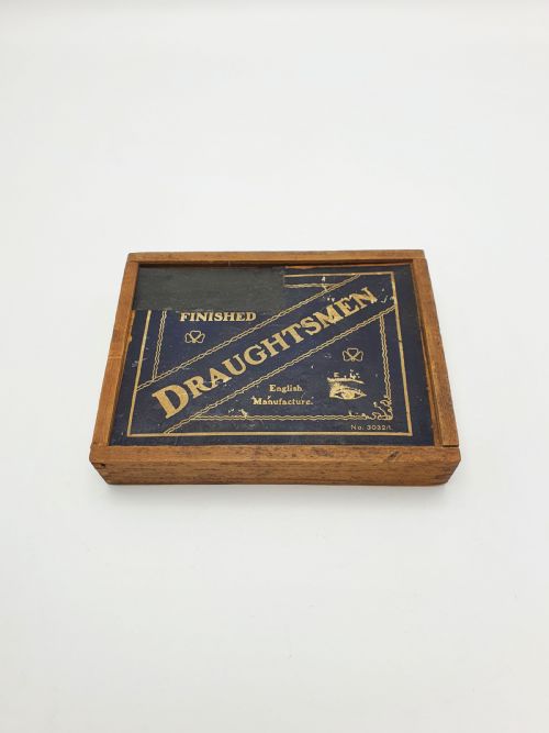 NICE ANTIQUE BOXWOOD EBONY DRAUGHTS SET IN ORIGINAL BOX CIRCA 1920 - ADDITIONAL PHOTO 1