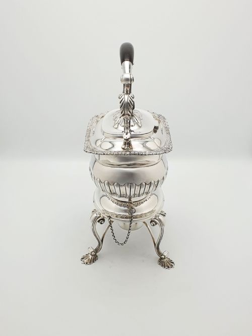 FABULOUS ANTIQUE GEORGIANSTYLE SILVERPLATED KETTLE ON STAND CIRCA 1905 - ADDITIONAL PHOTO 2