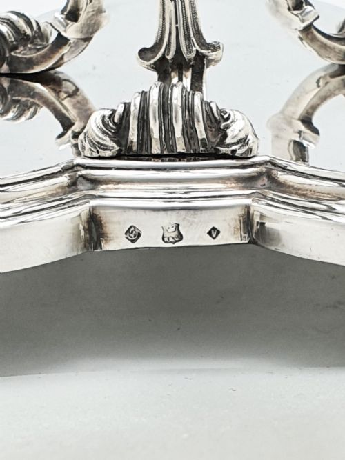 STUNNING ELKINGTON ANTIQUE 3 BOTTLE DECANTER SET IN ORNATE SILVERPLATED STAND 1860 - ADDITIONAL PHOTO 5
