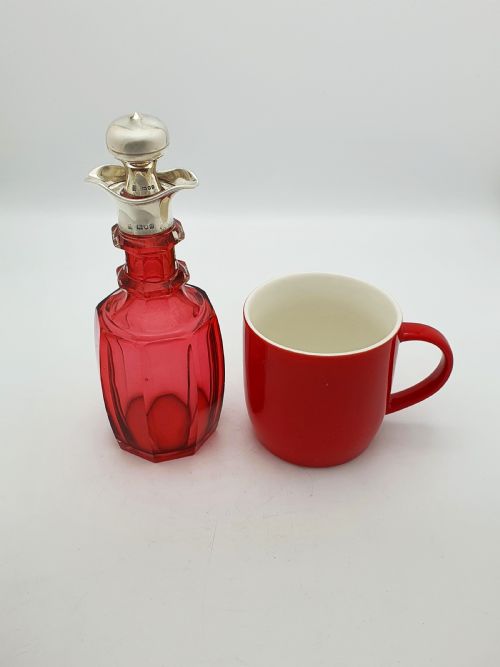ANTIQUE EDWARDIAN STERLING SILVER MOUNTED CRANBERRY GLASS DECANTER 1903 - ADDITIONAL PHOTO 6