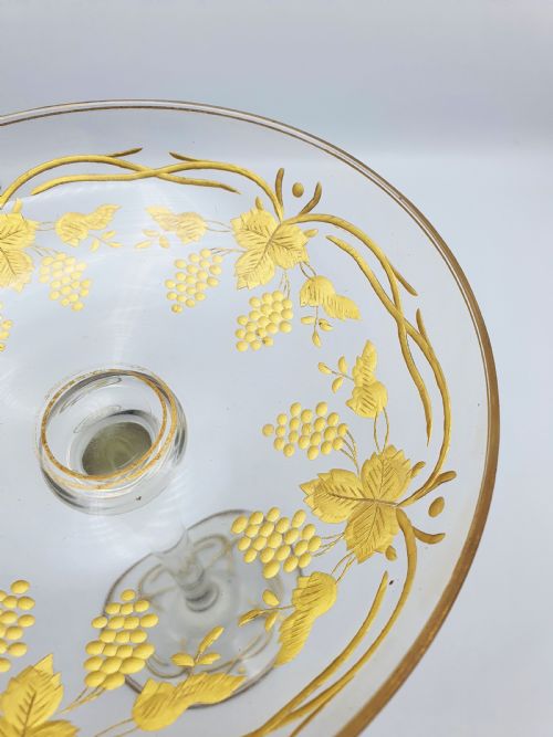 GORGEOUS ANTIQUE GILDED GLASS TAZZA WITH GRAPEVINE DECORATION CIRCA 1900 - ADDITIONAL PHOTO 2