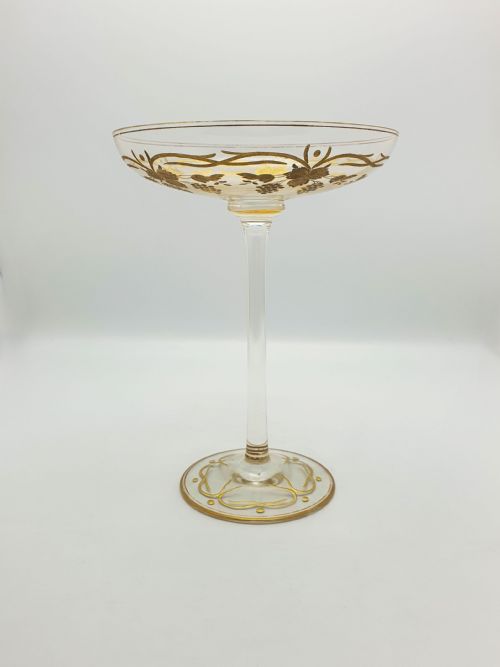 GORGEOUS ANTIQUE GILDED GLASS TAZZA WITH GRAPEVINE DECORATION CIRCA 1900 - ADDITIONAL PHOTO 3