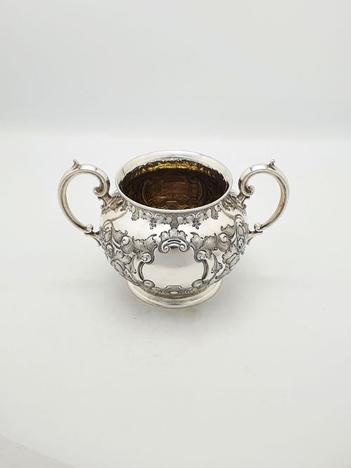 ANTIQUE VICTORIAN SILVER PLATED TWO PIECE JUG SUGAR BOWL SET CIRCA 1890 - ADDITIONAL PHOTO 1